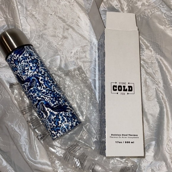 Stone cold Box water bottle. - Picture 2 of 2